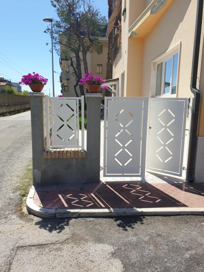 Apartamento Casa Trilli Grottammare Exterior foto